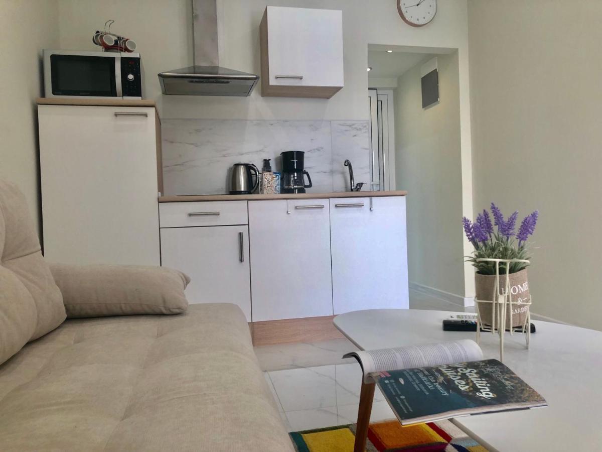 Sun Rise Apartment Peraía Екстериор снимка