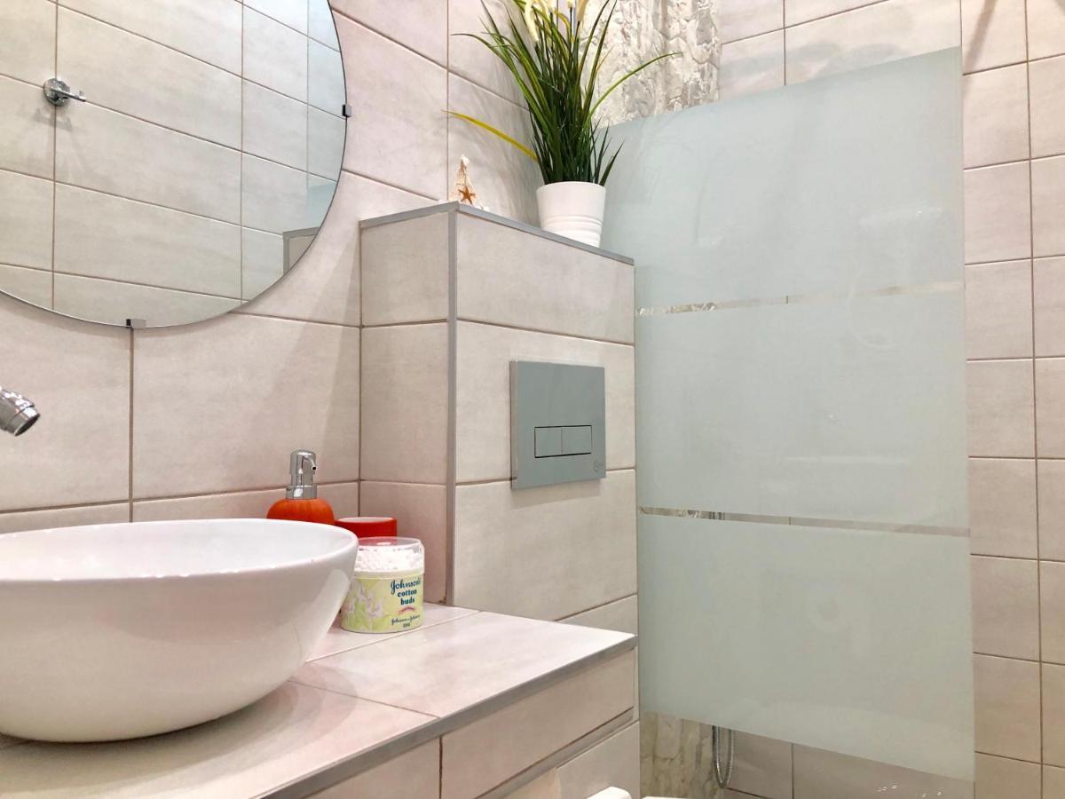 Sun Rise Apartment Peraía Екстериор снимка